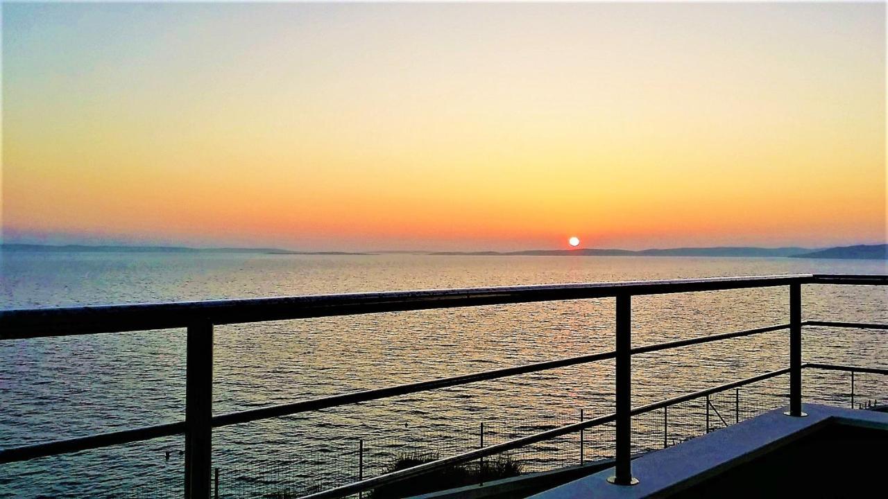 Apartments Nicolas - Beach & Sea 10M Away - Amazing Sea View! Rtina Zewnętrze zdjęcie