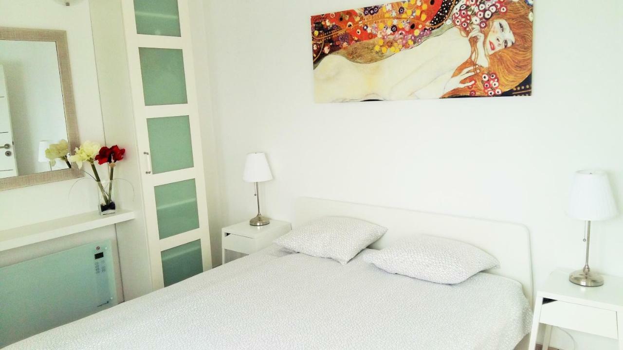Apartments Nicolas - Beach & Sea 10M Away - Amazing Sea View! Rtina Zewnętrze zdjęcie